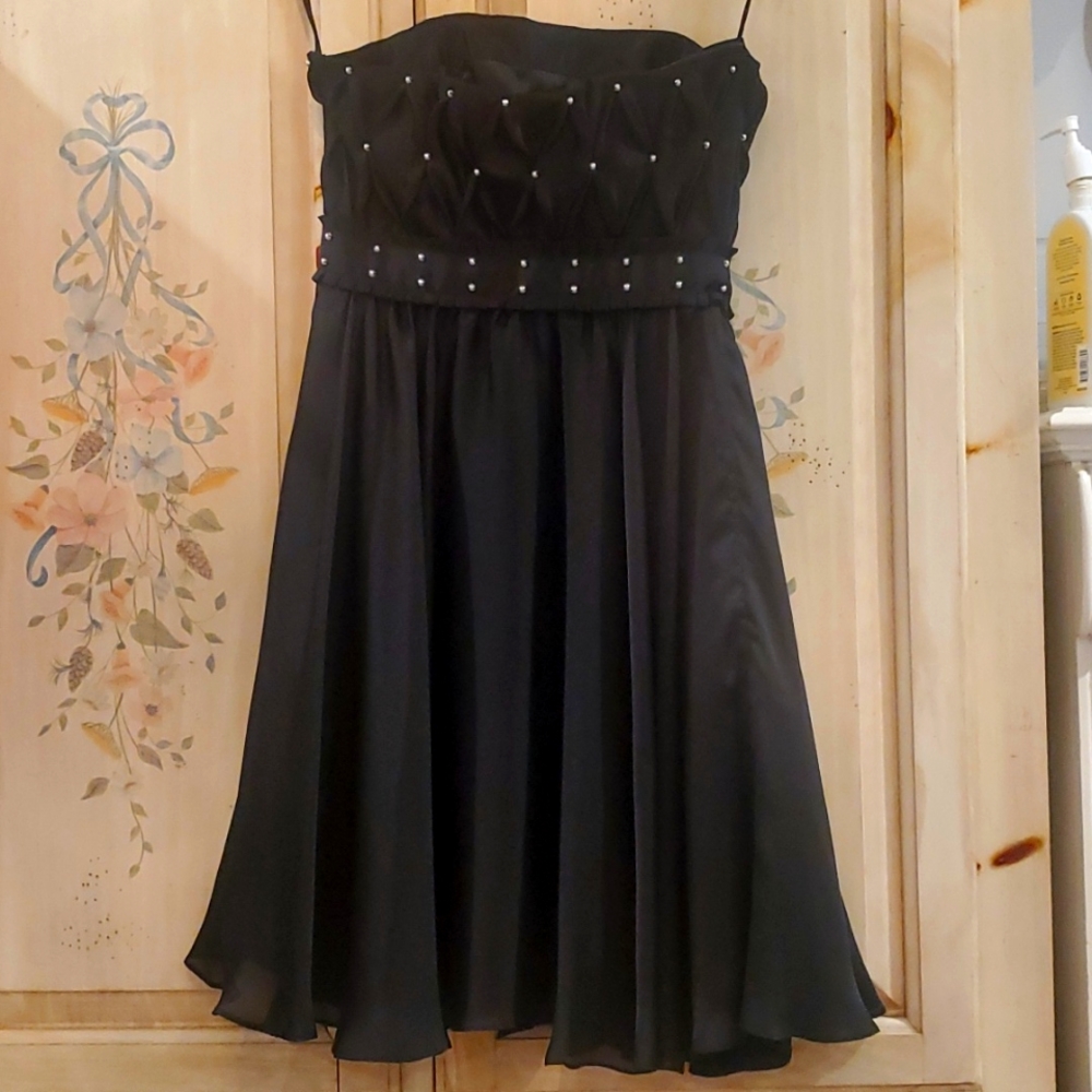 Black Evening Dress Chiffon Satin Pearls Sleeveless Pintucks 0 WHBM Party Bridal